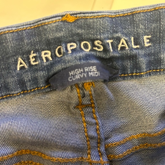 Aeropostale jean shorts - Picture 2 of 3